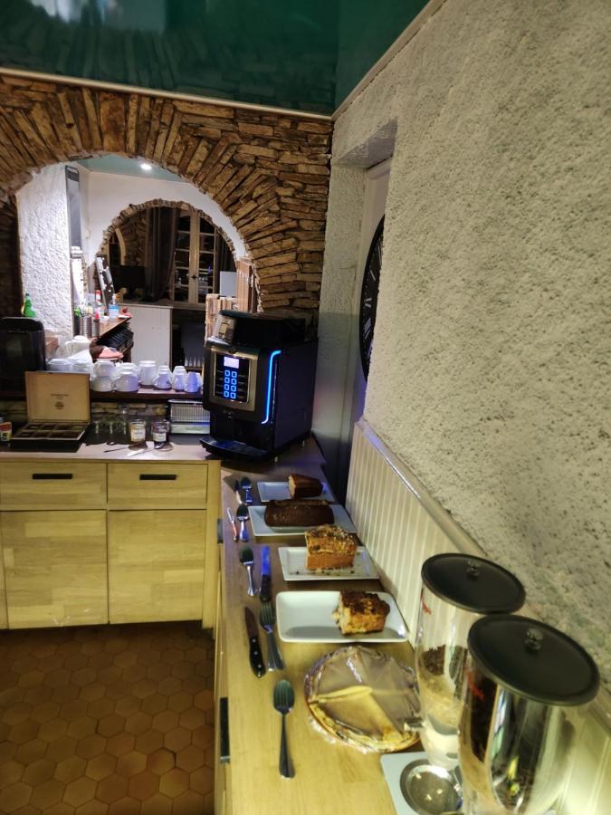 Logis Hotel Restaurant Les Charmettes Argeles-sur-Mer Luaran gambar