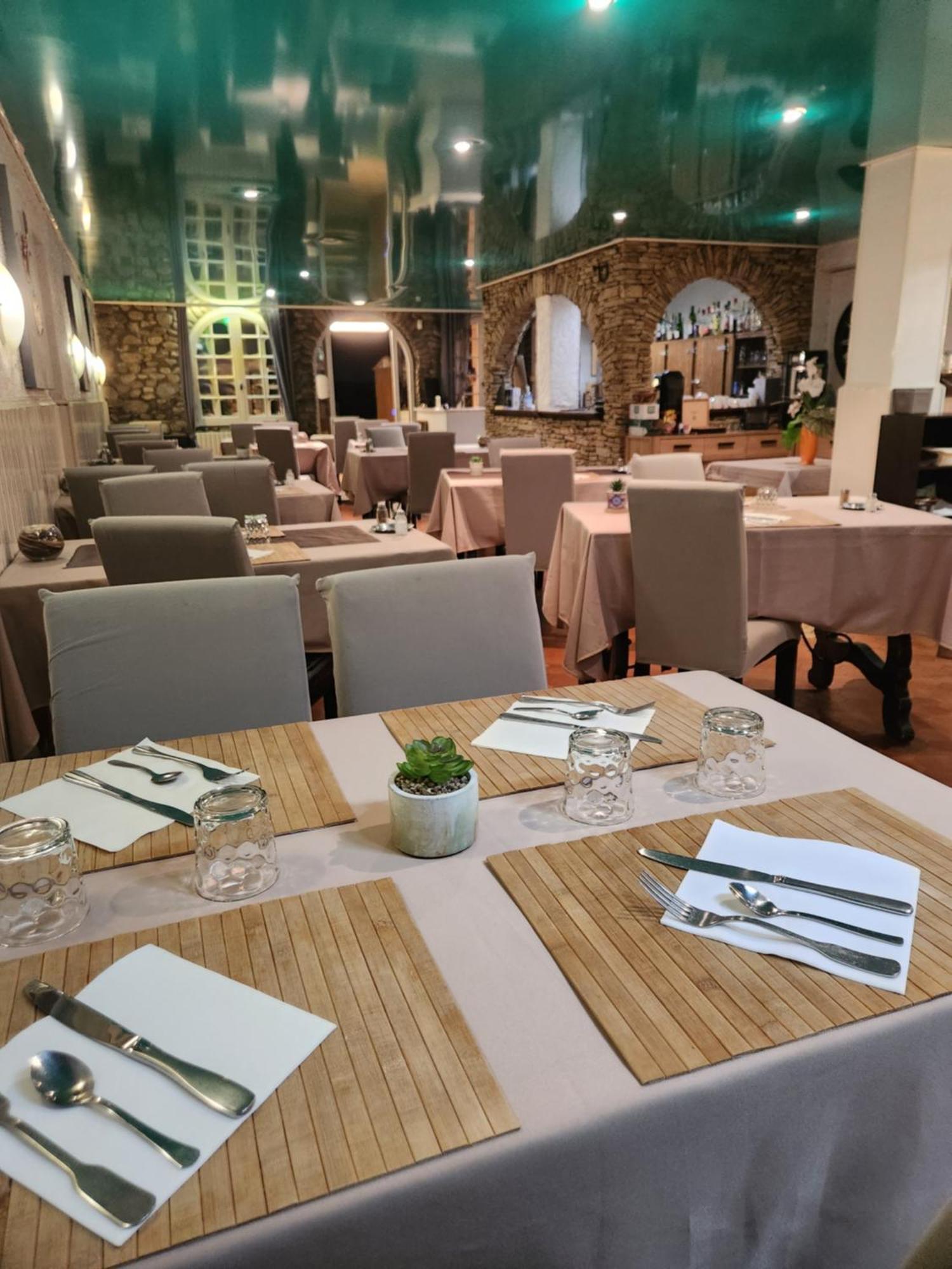 Logis Hotel Restaurant Les Charmettes Argeles-sur-Mer Luaran gambar